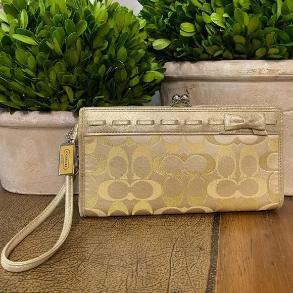 2004 Coach Limited Edition Vintage Kyoto Silk Framed Kisslock - Picture 11 of 11